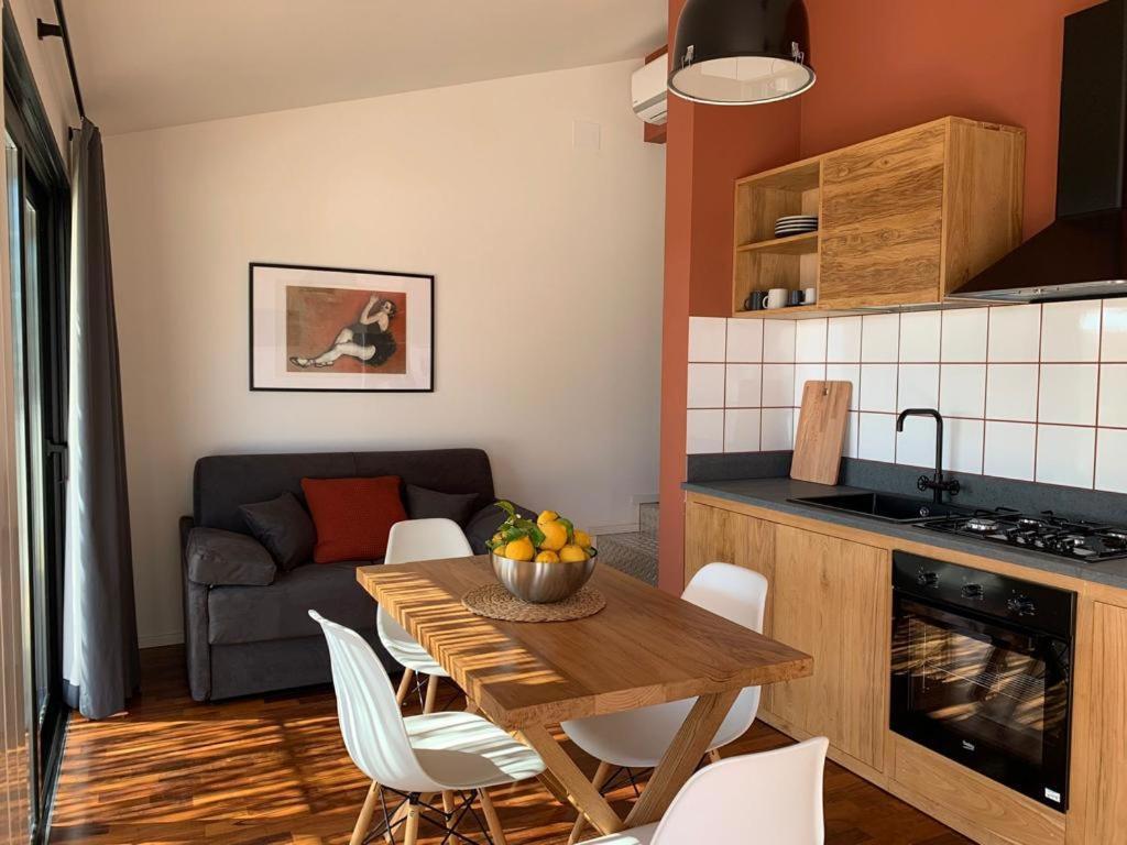 Petrasicula Apartment Aci Trezza Esterno foto